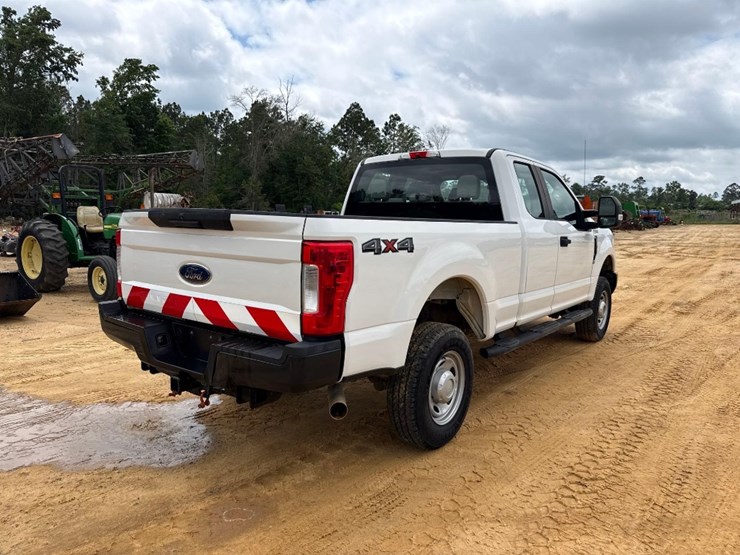 2018-ford-f250-image-4
