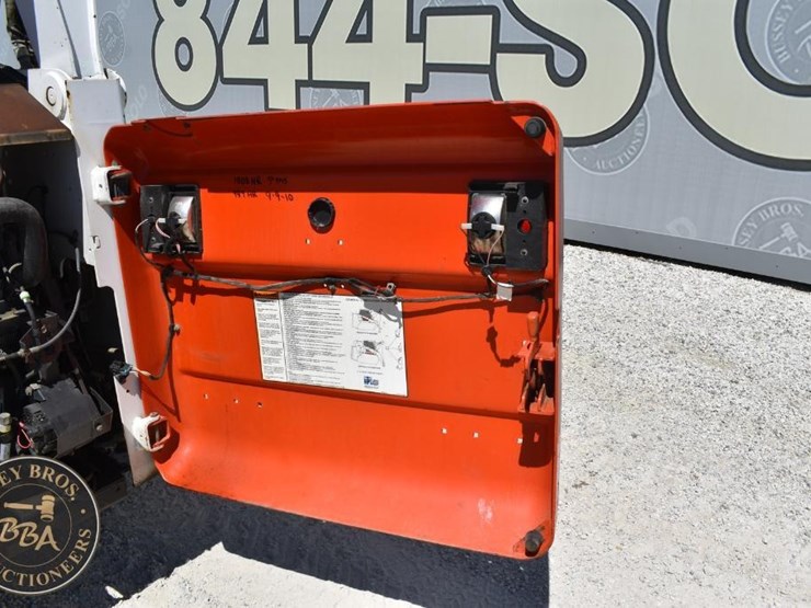 2007-bobcat-s250-image-29