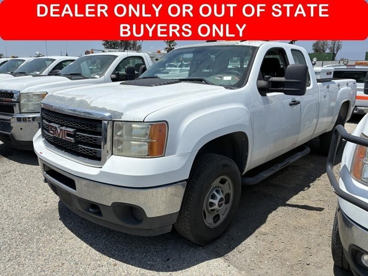 2012-gmc-2500hd-image-1