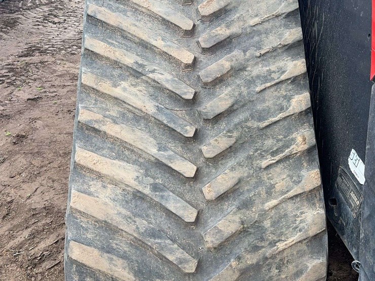 2014-case-ih-550-image-39
