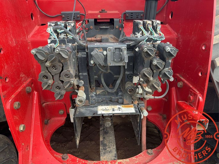 2016-case-ih-2016-image-21