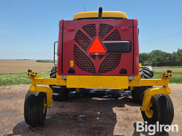2023-new-holland-speedrower-220-image-6