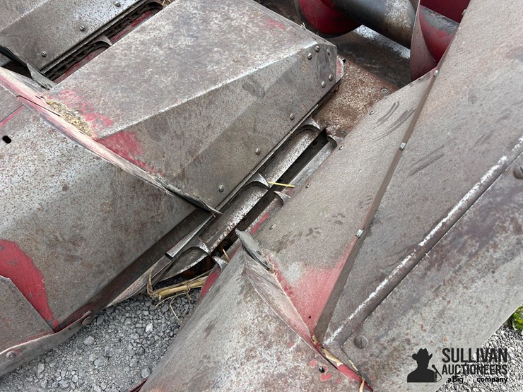 case-ih-1063-image-10