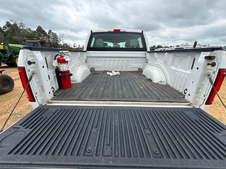 2017-ford-f150-image-6