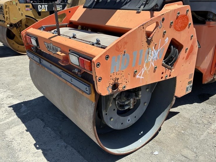 2012-hamm-hd110hv-image-7