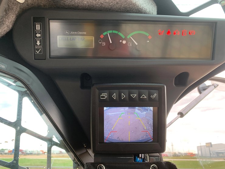 2023-deere-331g-image-11