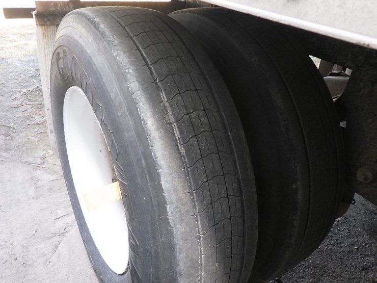 2005-utility-4000d-x-image-17