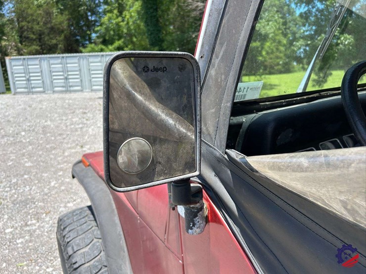 1994-jeep-wrangler-image-26