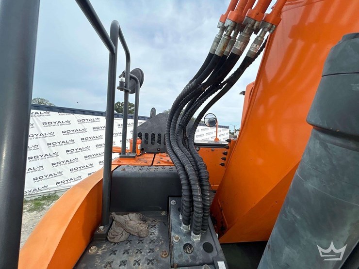 2019-doosan-dx140-lcr-5-image-33