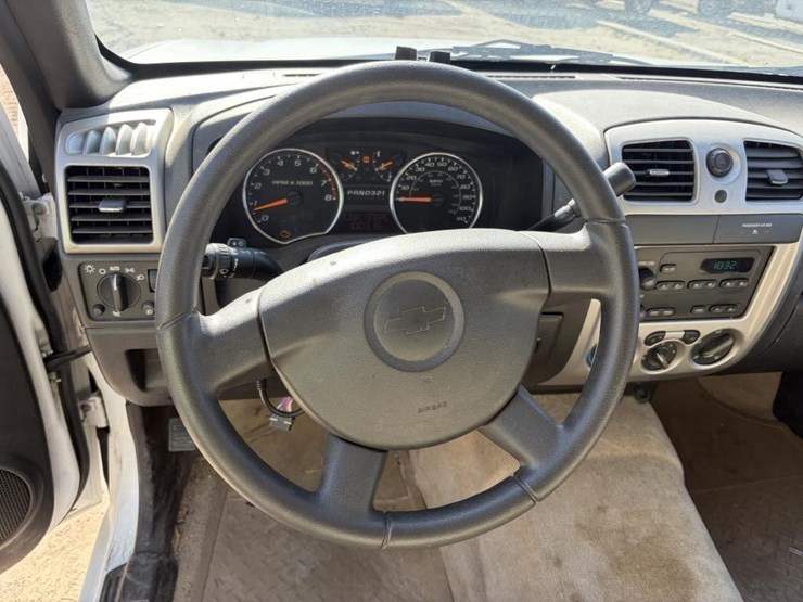 2008-chevrolet-colorado-lt-image-15
