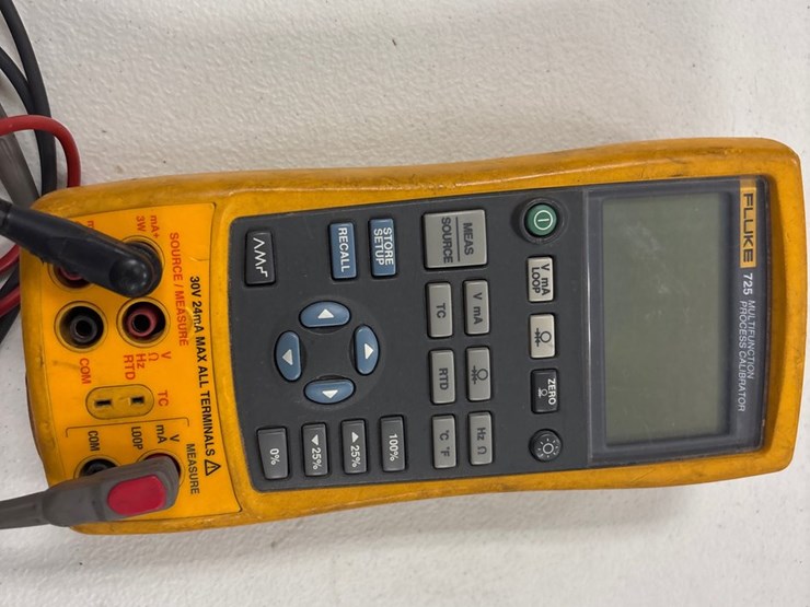 #4025-•-fluke-725-multifunction-process-calibrator-with-leads-and-case-image-2