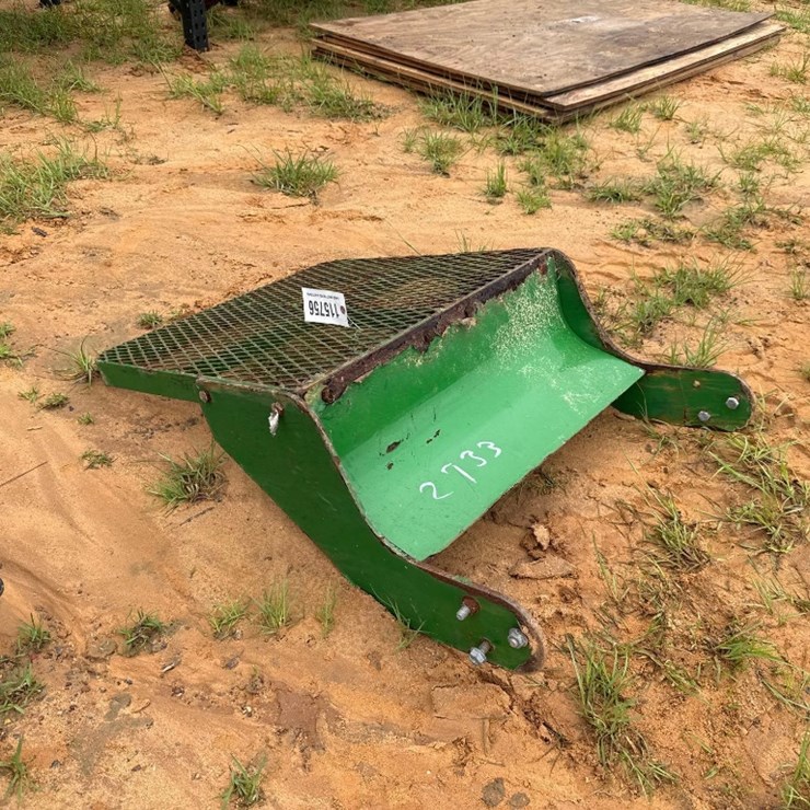JOHN DEERE A