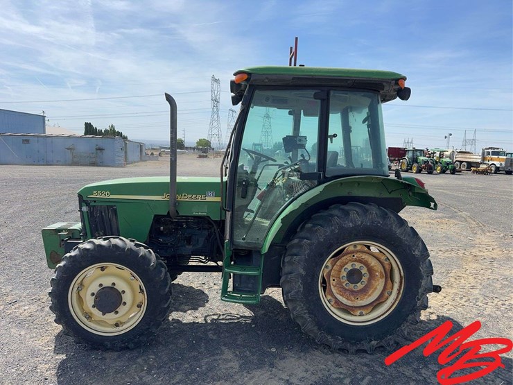 2003-john-deere-5520-image-2