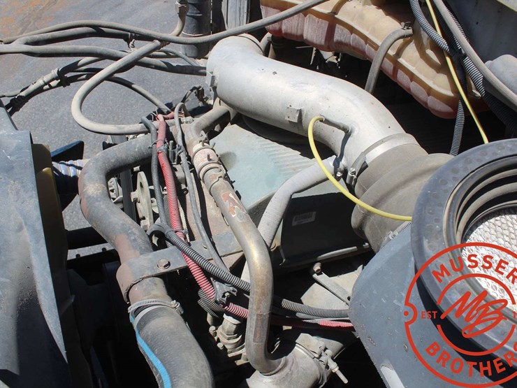 2006-sterling-l9500-image-15