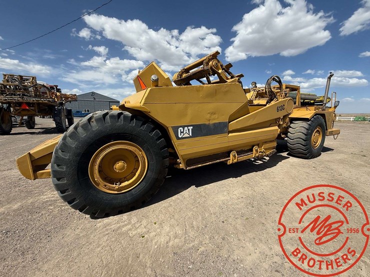 1992-caterpillar-613c-image-5