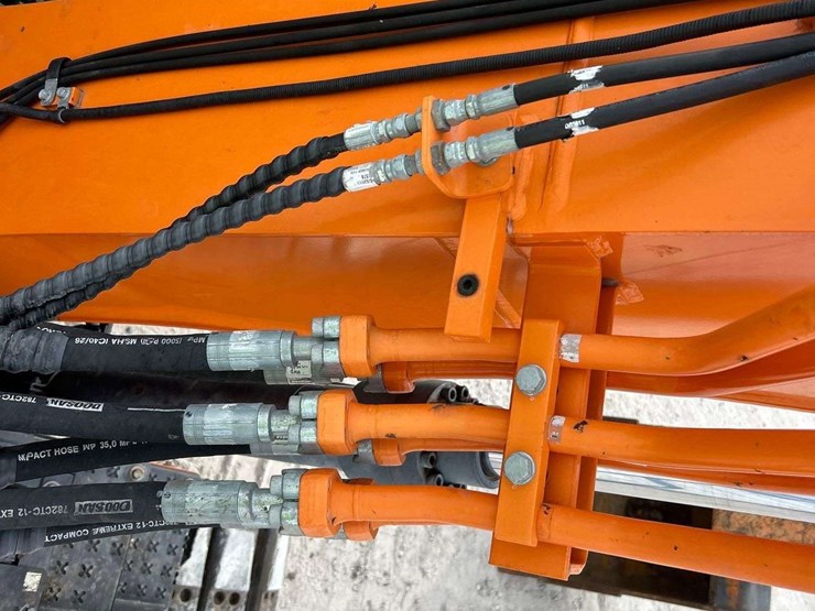 2019-doosan-dx140-lcr-5-image-36