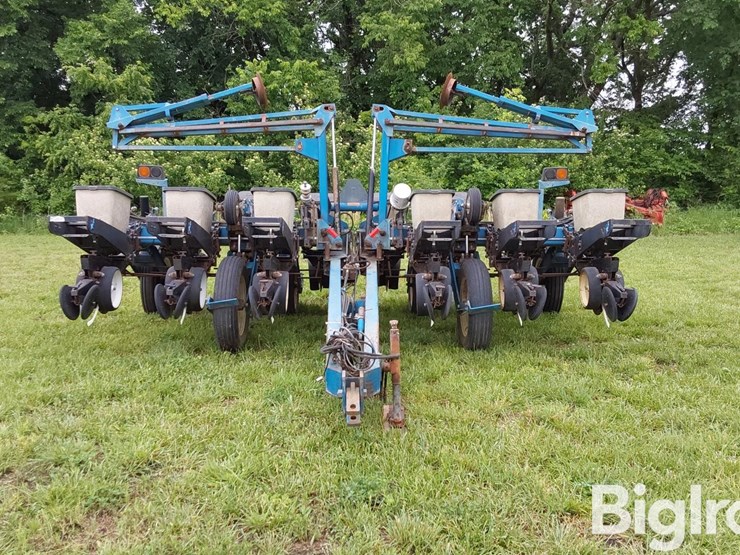 kinze-2200-image-2
