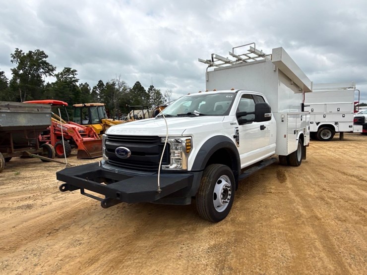 2019-ford-f550-image-2