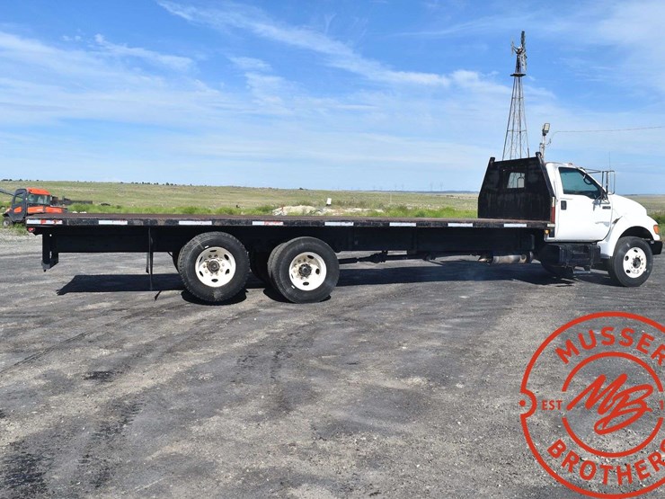 2002-ford-f750-image-10