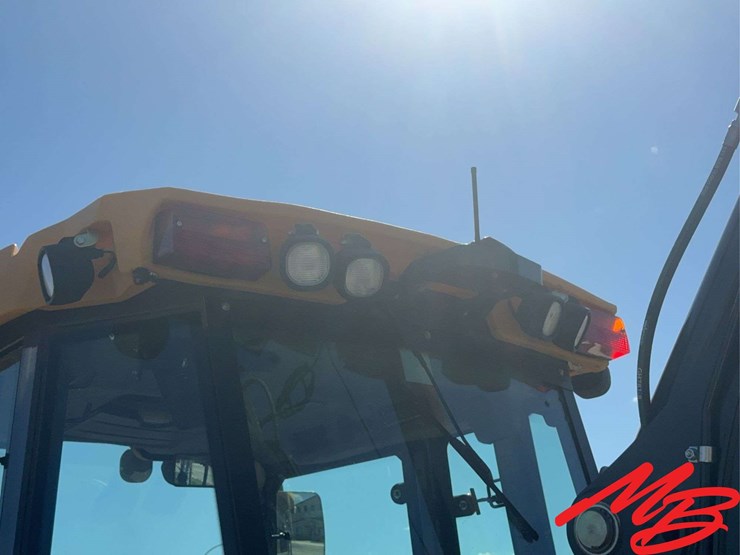 2023-deere-310sl-image-70