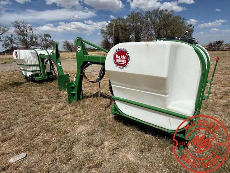 pair-of-500-gallon-big-john-saddle-tanks-image-1