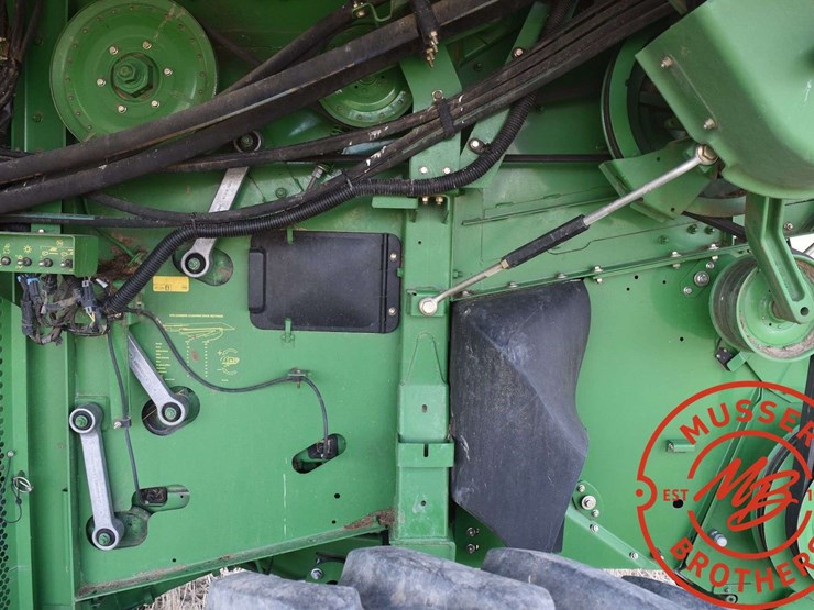 2009-john-deere-9770-sts-image-32