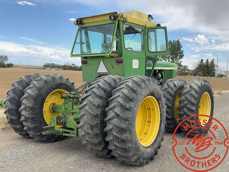 1975-john-deere-7020-image-7