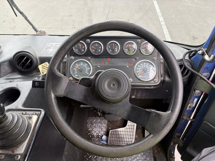 2012-autocar-xpeditor-image-19