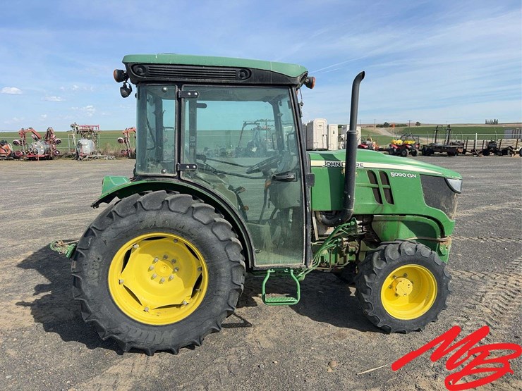 2018-john-deere-5090gn-image-6