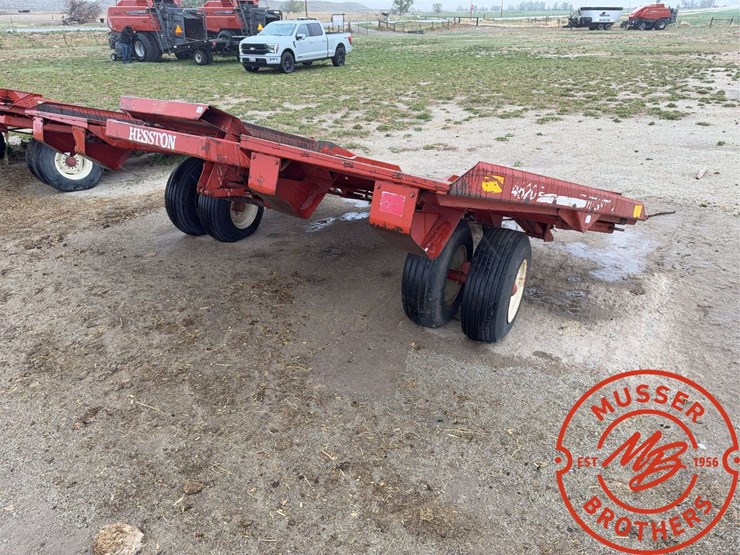hesston-4820-image-5
