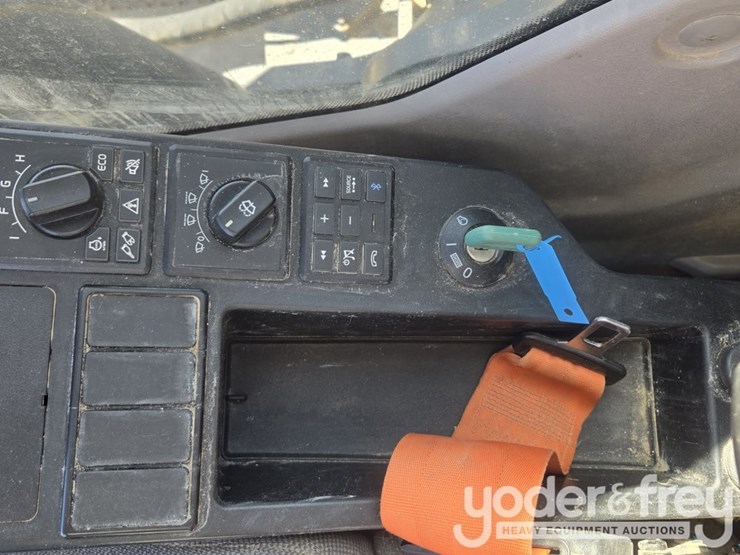 2022-volvo-ec350el-image-63