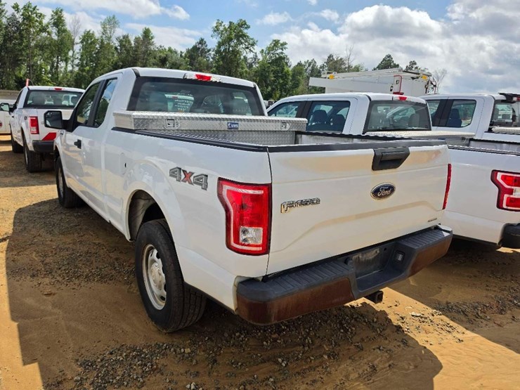 2015-ford-f150-image-2