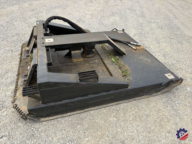 cat-br172-72"-brush-cutter-attachment-image-5