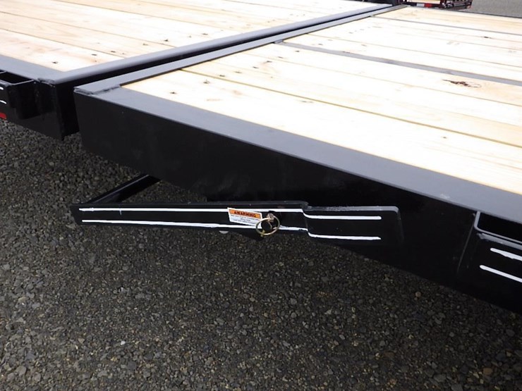2026-delta-26'-t/a-tilt-deck-trailer-image-10