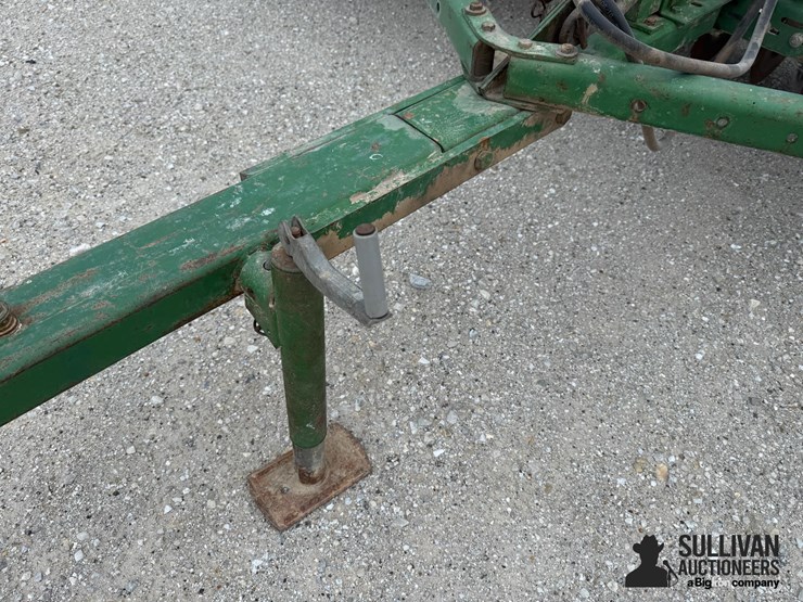 john-deere-8300-image-10