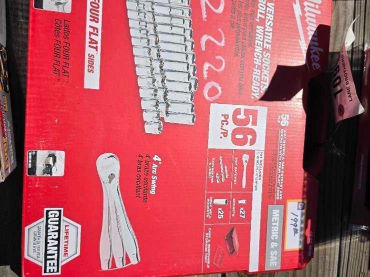 2220---milwaukee-56-pc.-socket-set-image-1