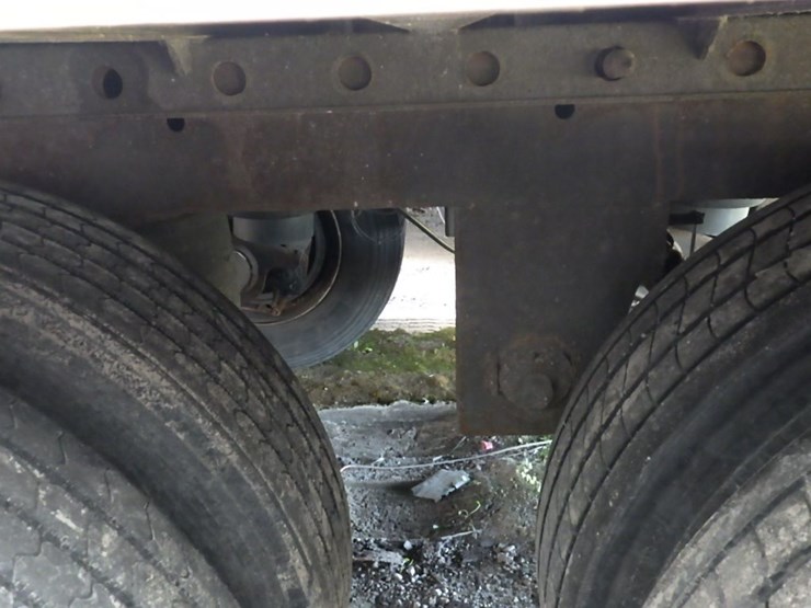 2005-utility-4000d-x-image-24