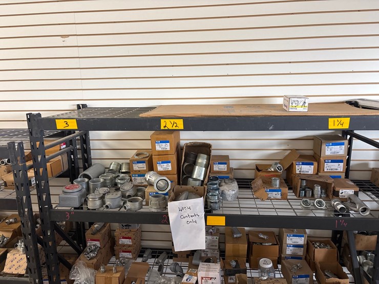 #4005-•-three-shelving-sections-image-2