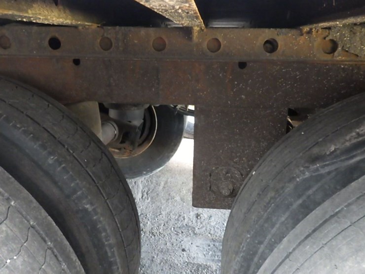 2005-utility-4000d-x-image-26
