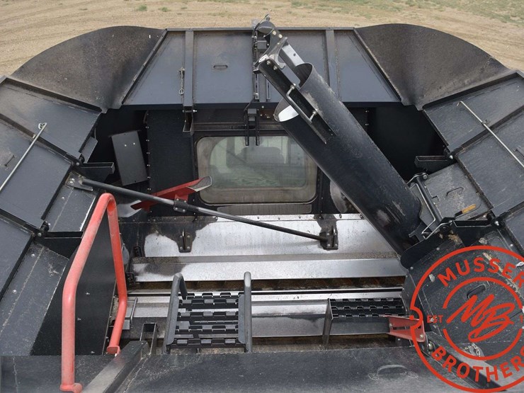 2005-case-ih-8010-image-52