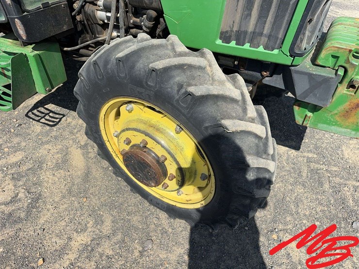 2003-john-deere-5520-image-10