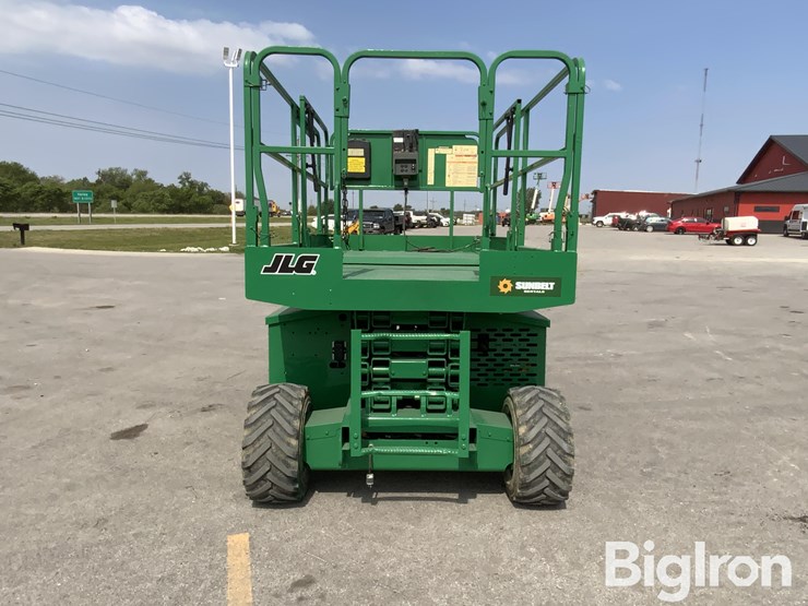 2017-jlg-260mrt-image-6