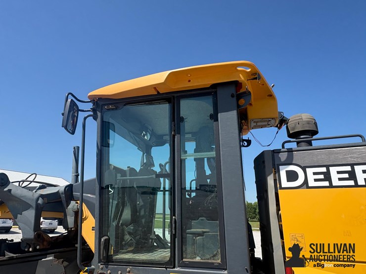 2012-deere-672gp-image-14
