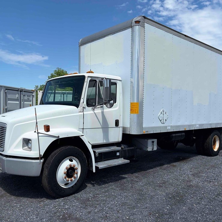 2001 FREIGHTLINER FL70