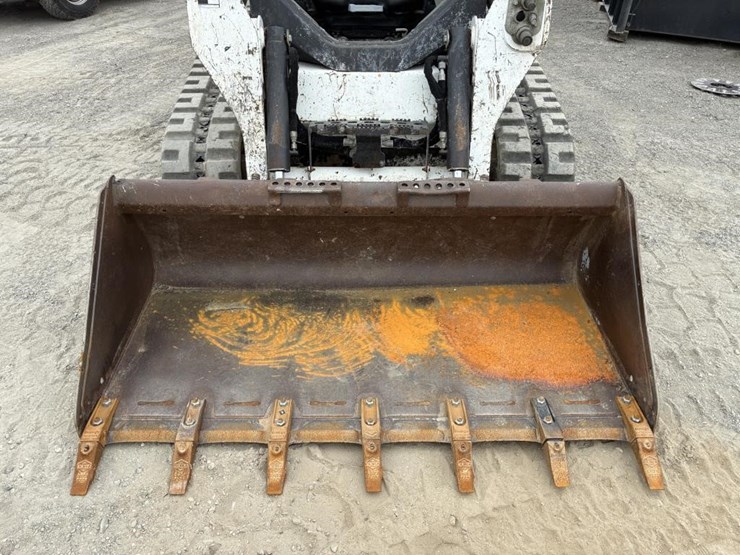 2020-bobcat-t590-image-7
