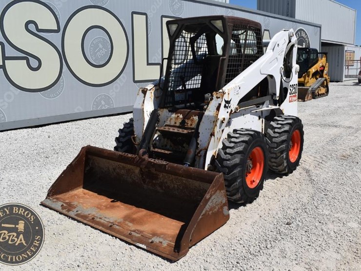 2007-bobcat-s250-image-1