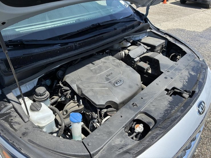 2021-kia-sedona-image-7