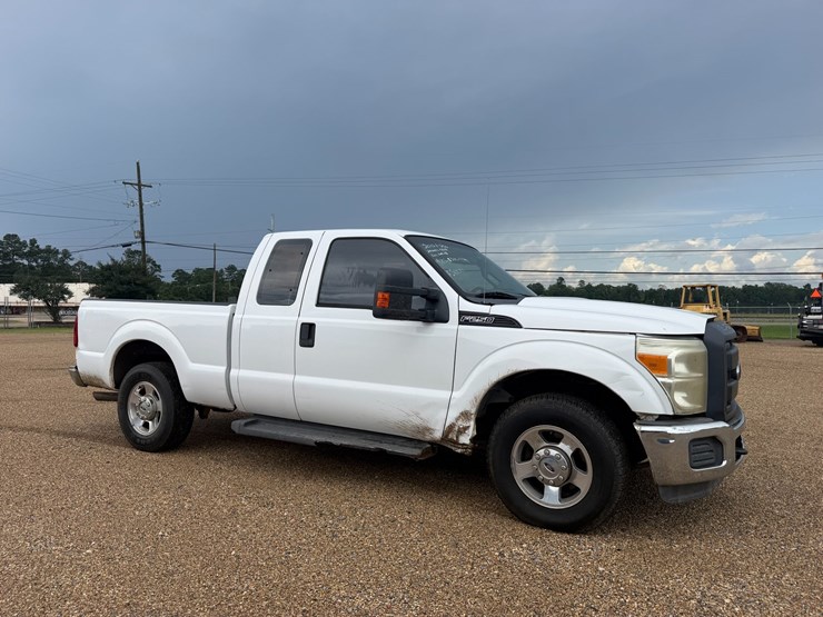 2012-ford-f250-image-2