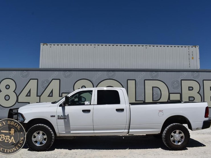 2018-ram-2500-hd-image-2