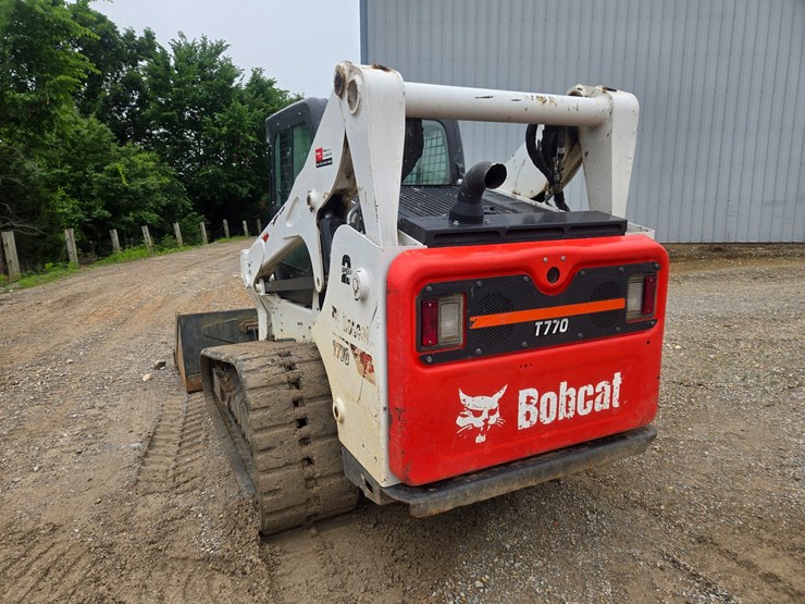 2023-bobcat-t770-image-8